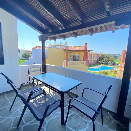 Meltemi Rock House بيت للعطل Kalandra